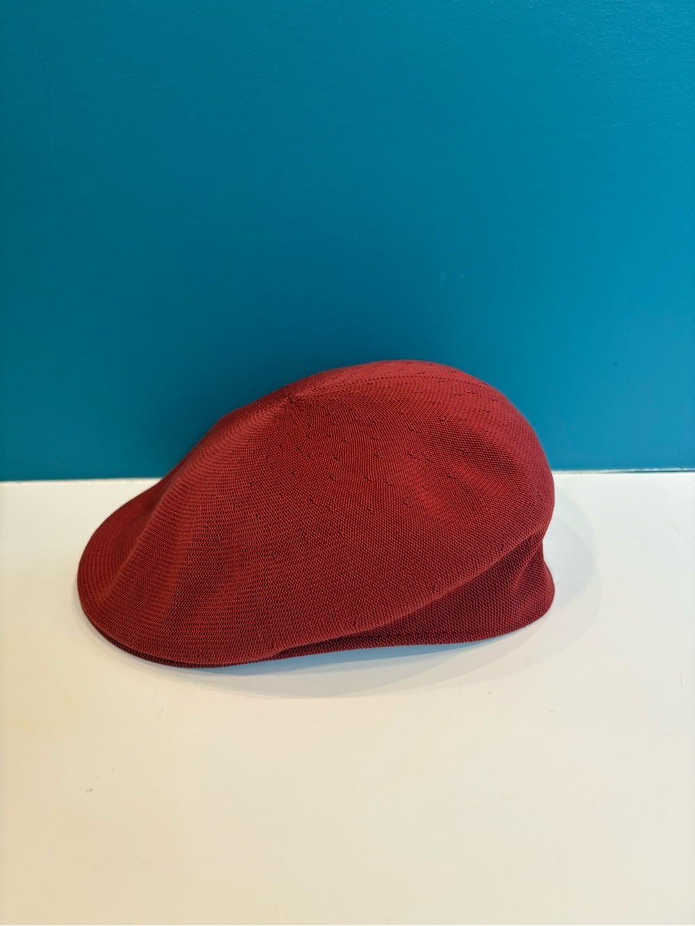 Kangol Tropic 504 Flat Cap – Red – Medium